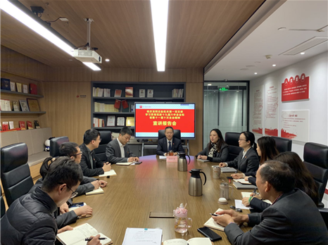 杨庆龙同志在集团机关第一党支部